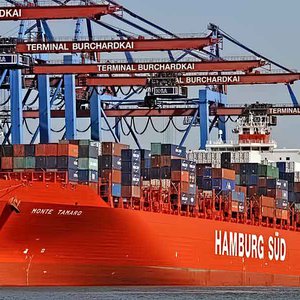 Cade одобрило слияние Maersk и Hamburg Sud-Транспортная компания Союзхимтранс-Авто