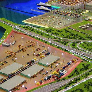 Порт «Бронка» признан стратегическим проектом Петербурга-Транспортная компания Союзхимтранс-Авто